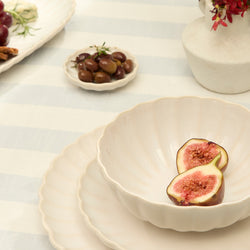 Casa Domani Solare 12 Piece Dinner Set Cream Table Setting